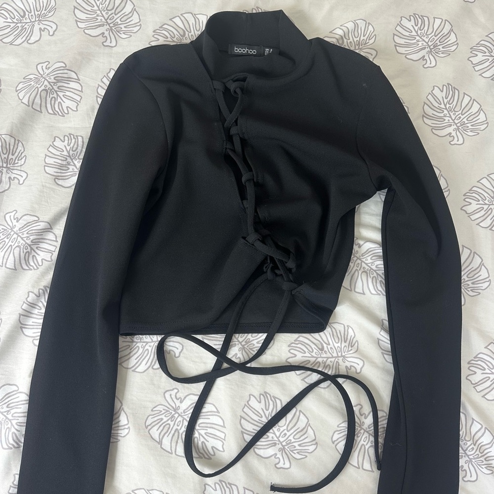 Boohoo Black Lace-Up Crop Top